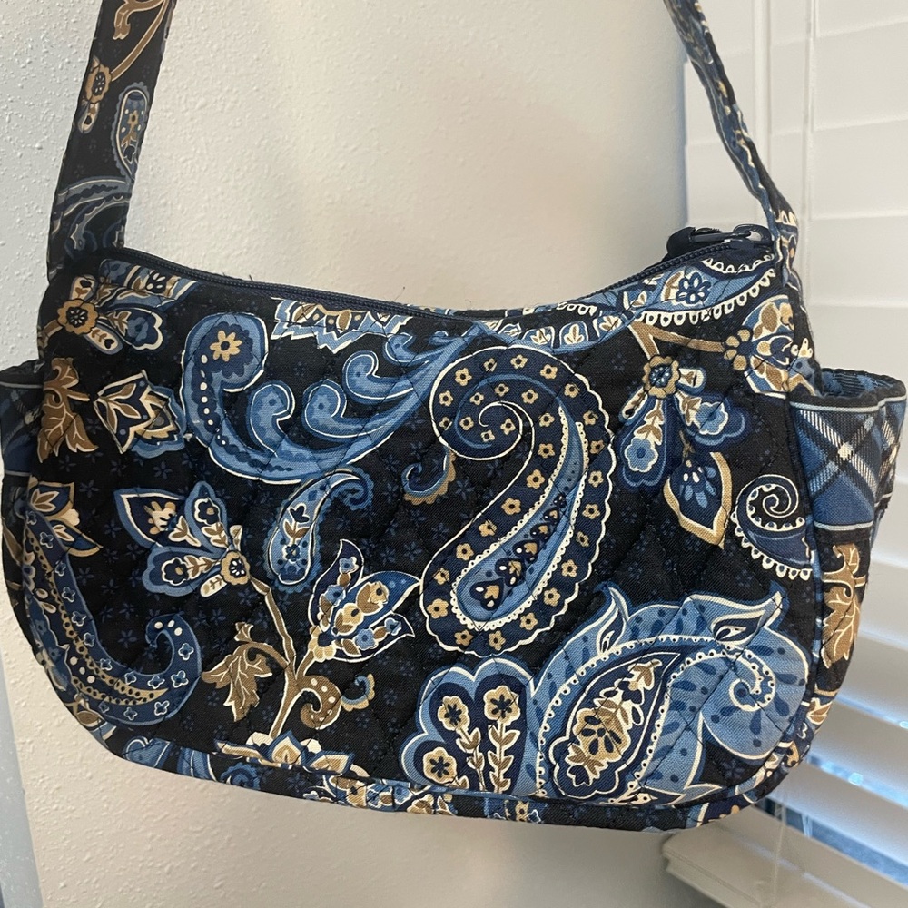 Vera Bradley “Windsor Navy” Shoulder bag - Picture 2 of 12